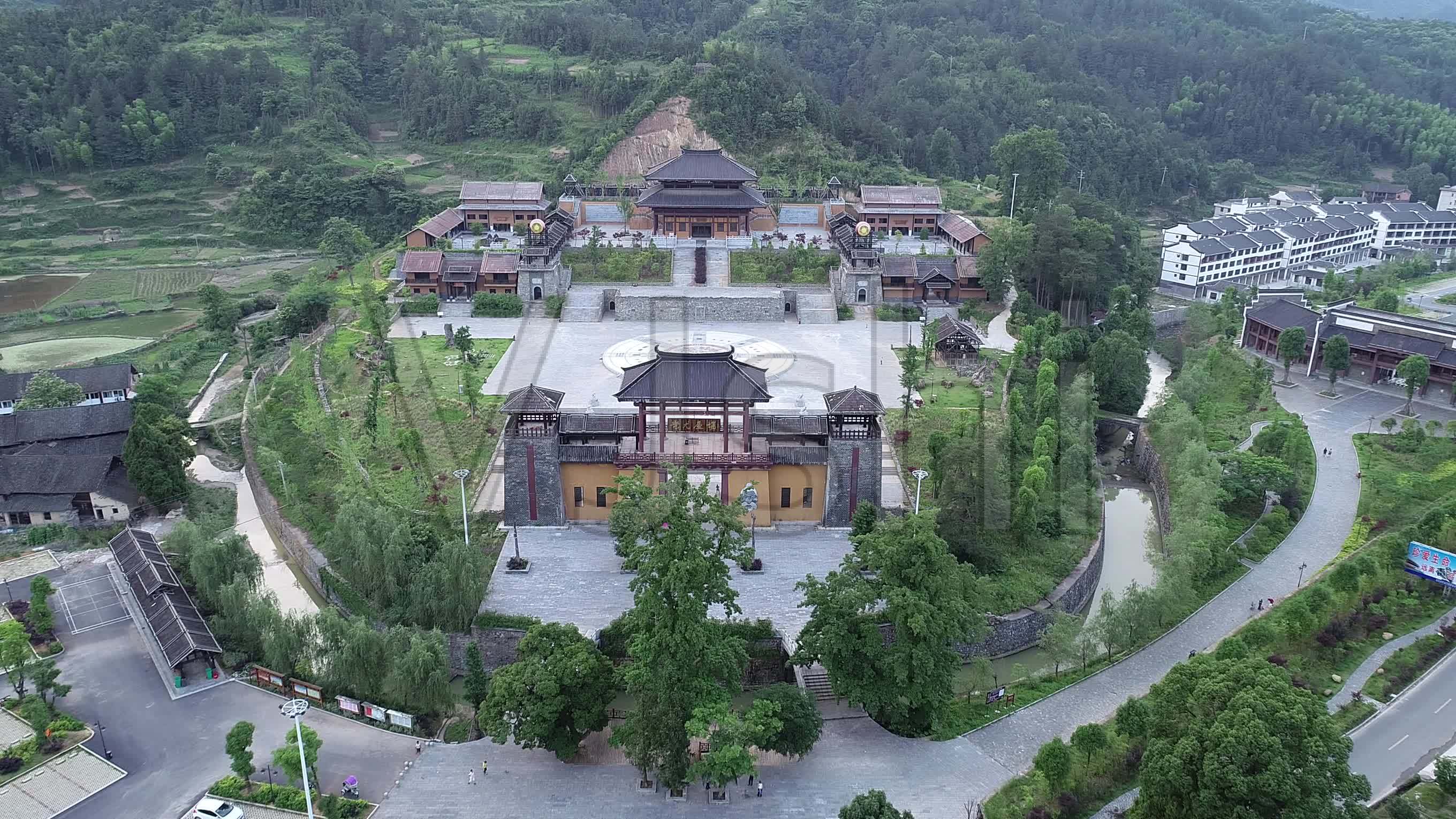 新化县大熊山蚩尤文化园二期工程